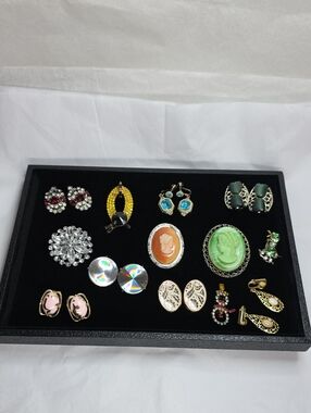 Vintage Costume Jewelry